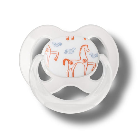 2 Silicone Soothers 0-6 months